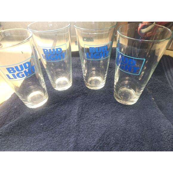 Bud Light 20oz Set Of 4 Glasses New - Picture 5 of 5